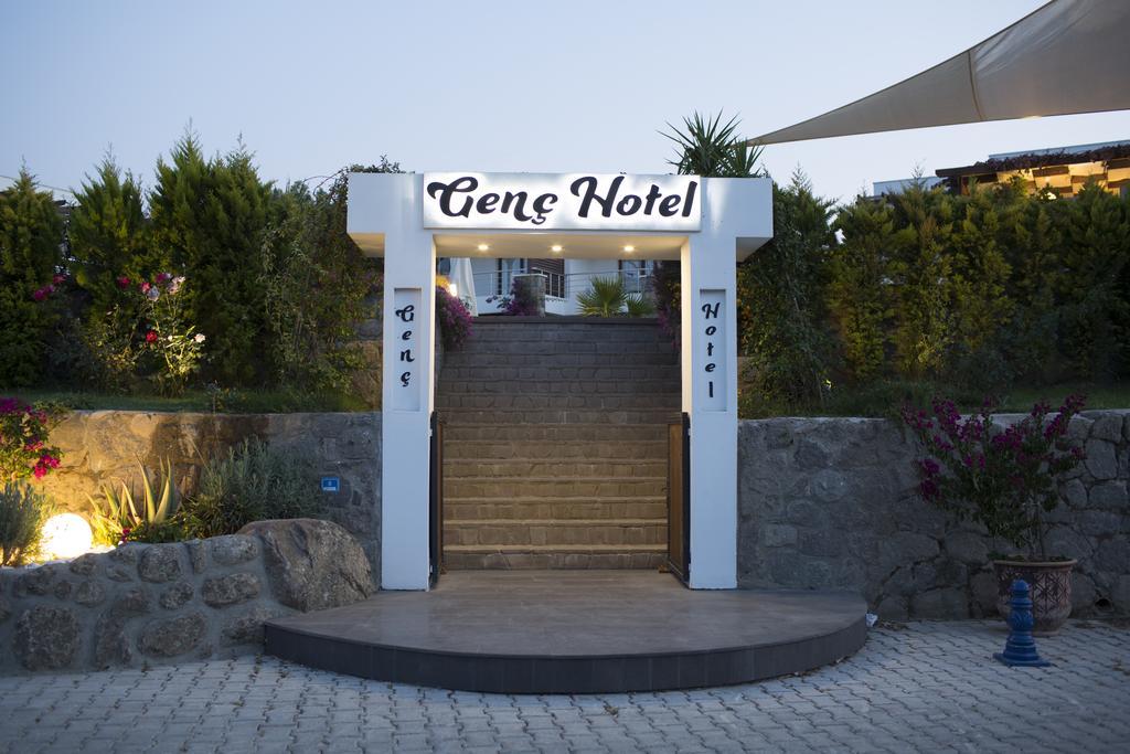 Genc Otel 3*